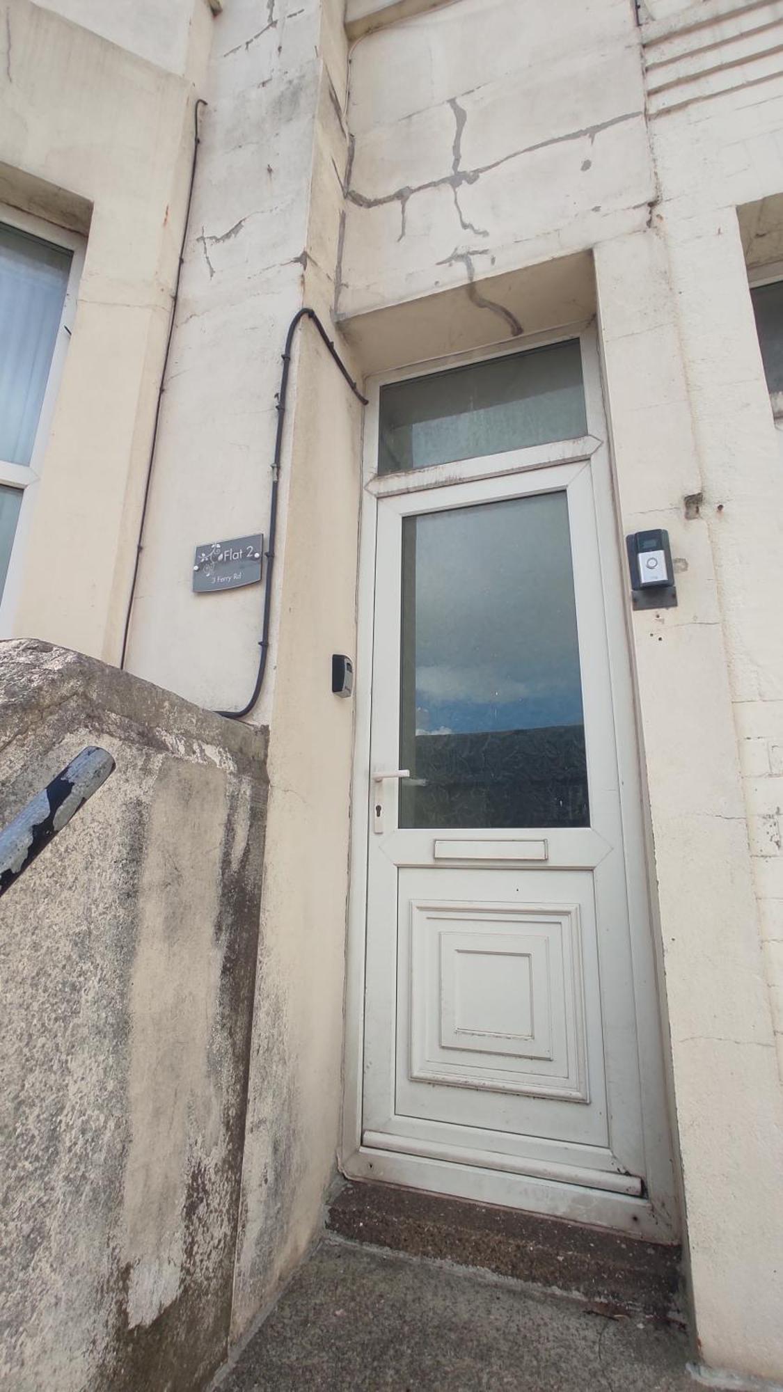Casa Jimenez - Close To Town With Shared Bathroom Cardiff Bagian luar foto